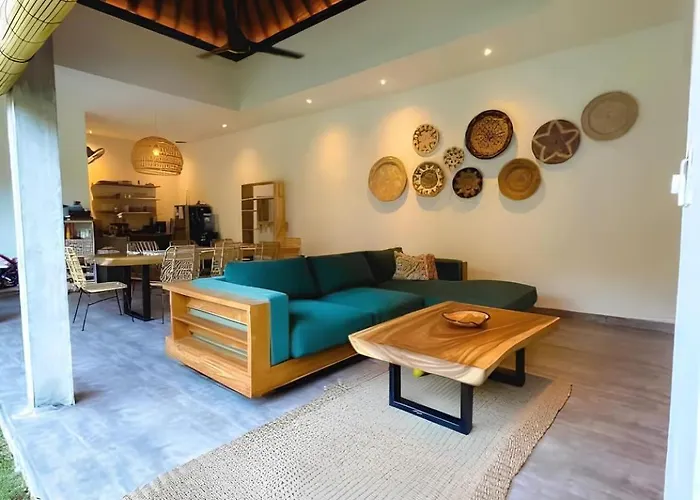 Villa Grandlux Bali 2 Bed Pool Big Garden