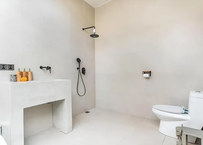 Grandlux Bali 2 Bed Pool Big Garden Villa Seminyak