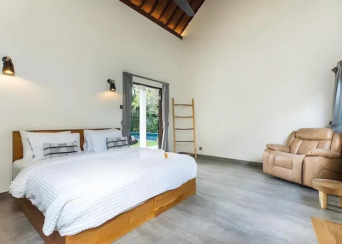 Grandlux Bali 2 Bed Pool Big Garden *