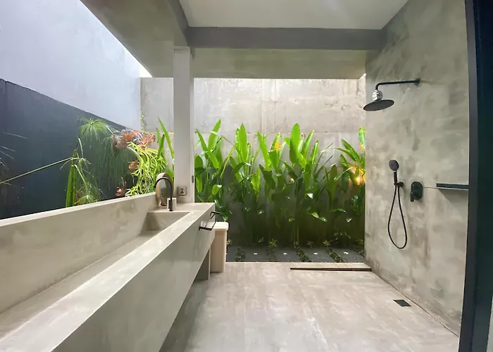 Grandlux Bali 2 Bed Pool Big Garden Villa Seminyak